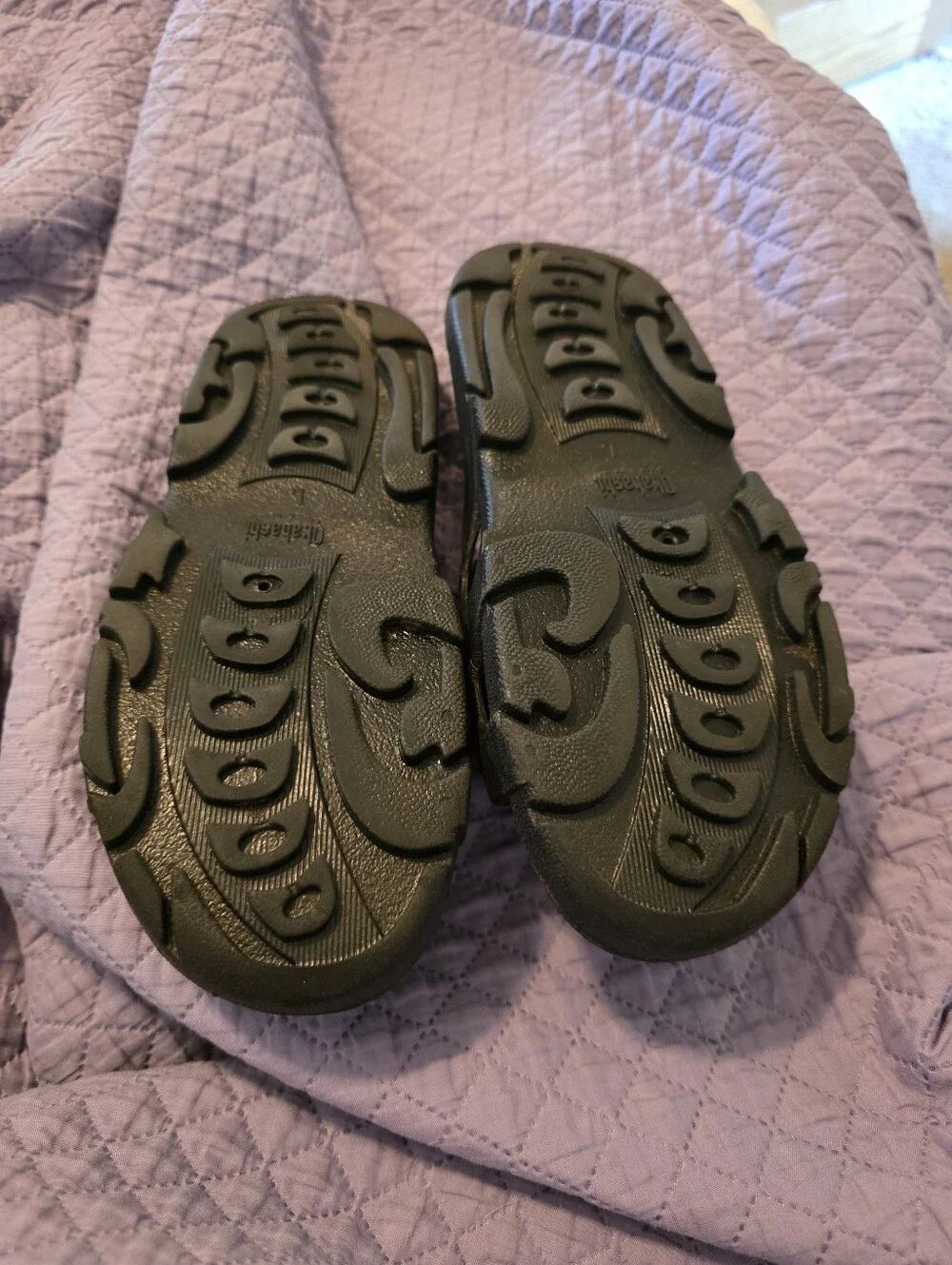 Black Slide Sandals with Vent Slots